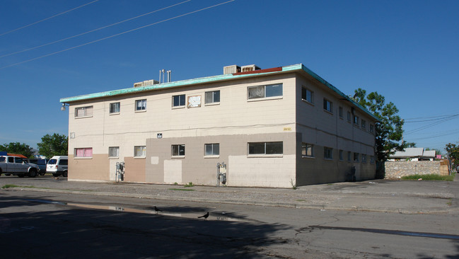 2929 Findley Ave in El Paso, TX - Building Photo - Building Photo