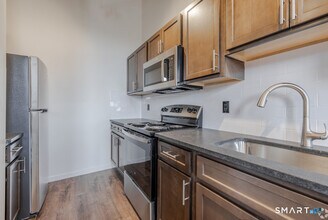 424 Main St in Middletown, CT - Building Photo - Building Photo