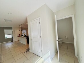 110 San Carrara Ct in Bradenton, FL - Building Photo - Building Photo