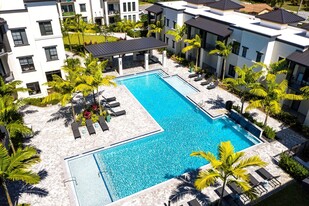 The Point at North Palm Beach Apartments