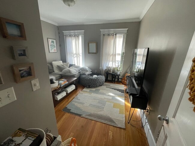 3 Grimes St, Unit 1 in Boston, MA - Building Photo - Building Photo