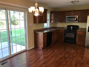 131 Whisper Ridge Dr in Port Matilda, PA - Building Photo - Building Photo