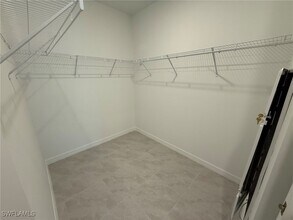 7136 Sugar Pine Way in Ft. Myers, FL - Building Photo - Building Photo