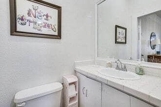 7922 Sycamore St in New Orleans, LA - Building Photo - Building Photo