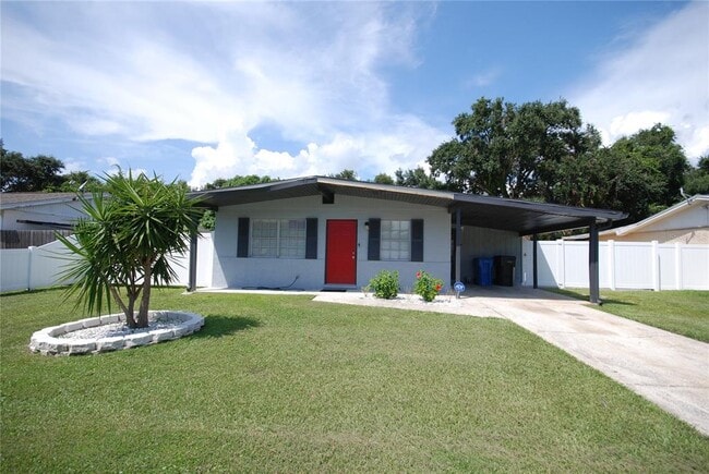 property at 6515 La Mesa Cir