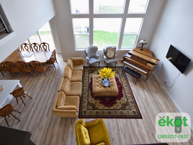 property at 43 Swasey Peak Wy