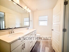 5075 N Marble Fox Way in Lehi, UT - Building Photo - Building Photo