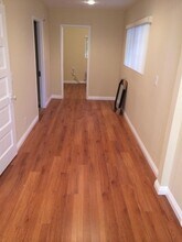 1034 Hyperion Ave in Los Angeles, CA - Building Photo - Building Photo