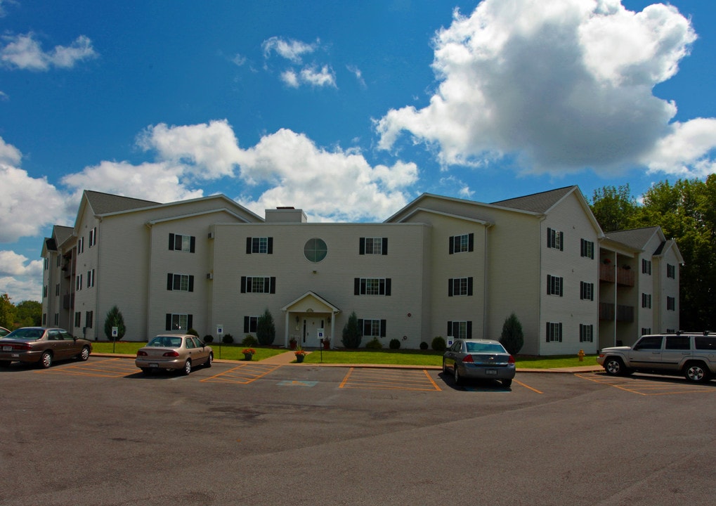 Snowbird's Landing Apartments in Solvay, NY - Building Photo