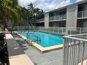 6511 Santona St in Coral Gables, FL - Building Photo - Building Photo