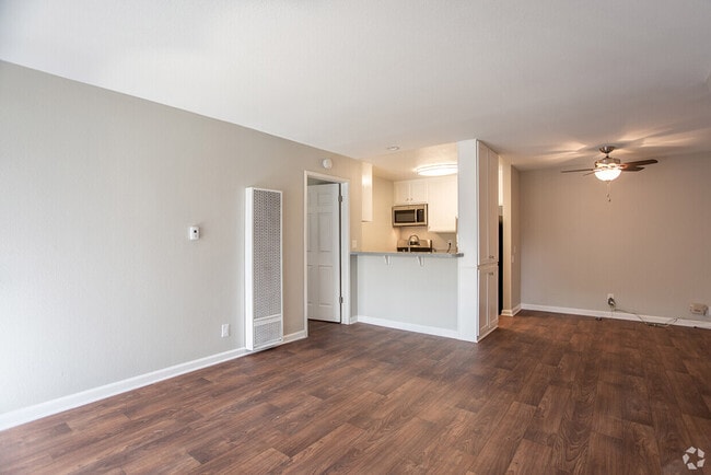 Charter Oaks Apartments