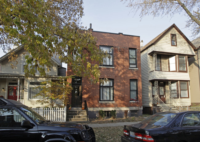 1446 W Fletcher St in Chicago, IL - Building Photo - Building Photo