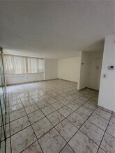 6841 SW 147th Ave in Miami, FL - Building Photo - Building Photo