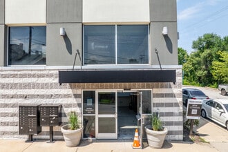 Phoenix Crossing in Phoenixville, PA - Building Photo - Building Photo