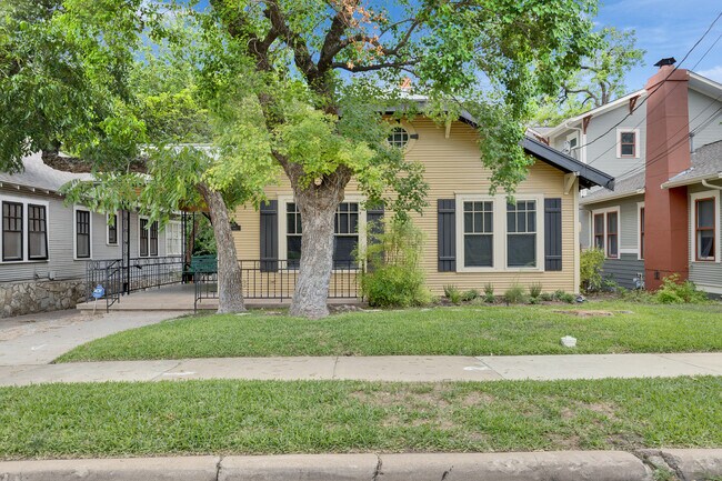 property at 3819 Duval St