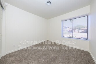 10140 E Karen Pl in Tucson, AZ - Building Photo - Building Photo