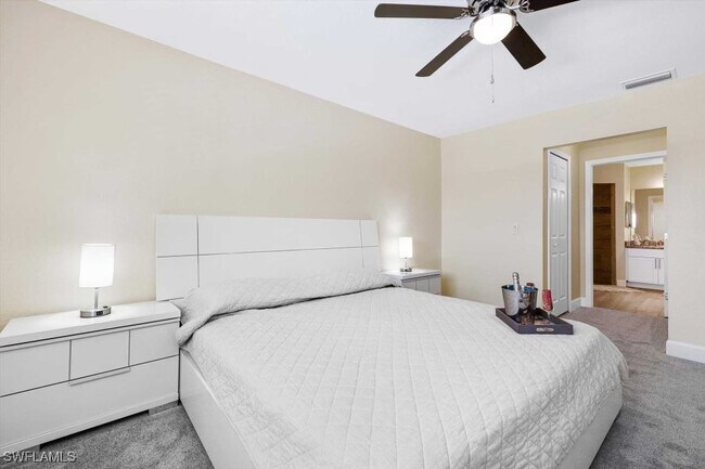 property at 2122 SW 25th St