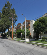 Otsego Villas in North Hollywood, CA - Building Photo - Building Photo