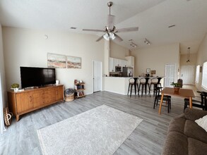 2137 Winterset Dr in Lakeland, FL - Building Photo - Building Photo