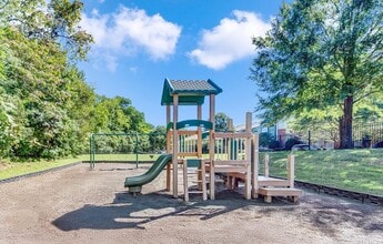 The Flats on Waters Edge in Hermitage, TN - Building Photo - Building Photo