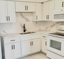 260 NW 19th St in Boca Raton, FL - Building Photo