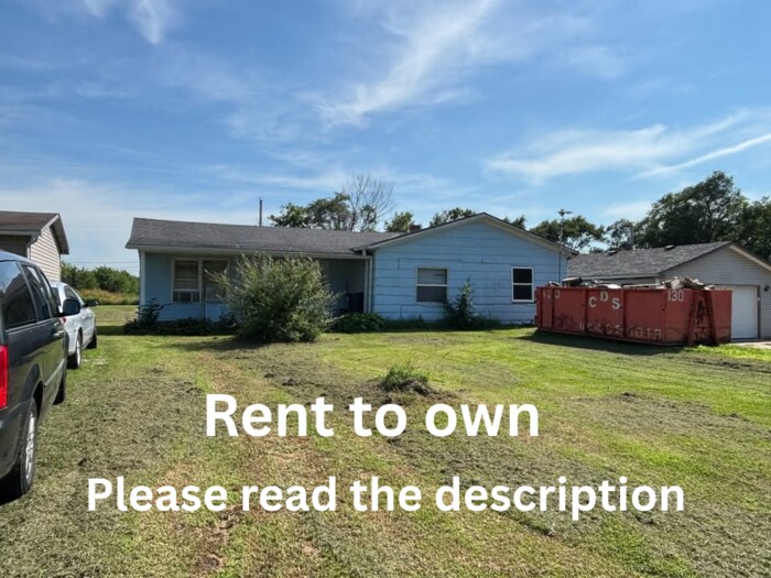 2502 Lakeview Ave in St. Joseph, MO - Foto de edificio