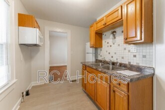 2008 Southeastern Ave in Indianapolis, IN - Building Photo - Building Photo