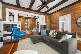142 W 9th St in Austin, TX - Building Photo - Building Photo
