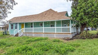 4955 Old Lucerne Park Rd in Winter Haven, FL - Building Photo