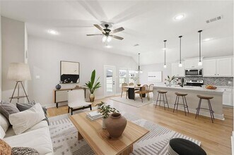 1005 Hardaway Ln in Greenville, TX - Building Photo - Building Photo