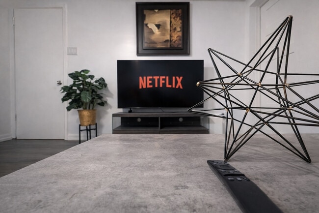 4225 Pl. Lapierre in Laval, QC - Building Photo - Building Photo