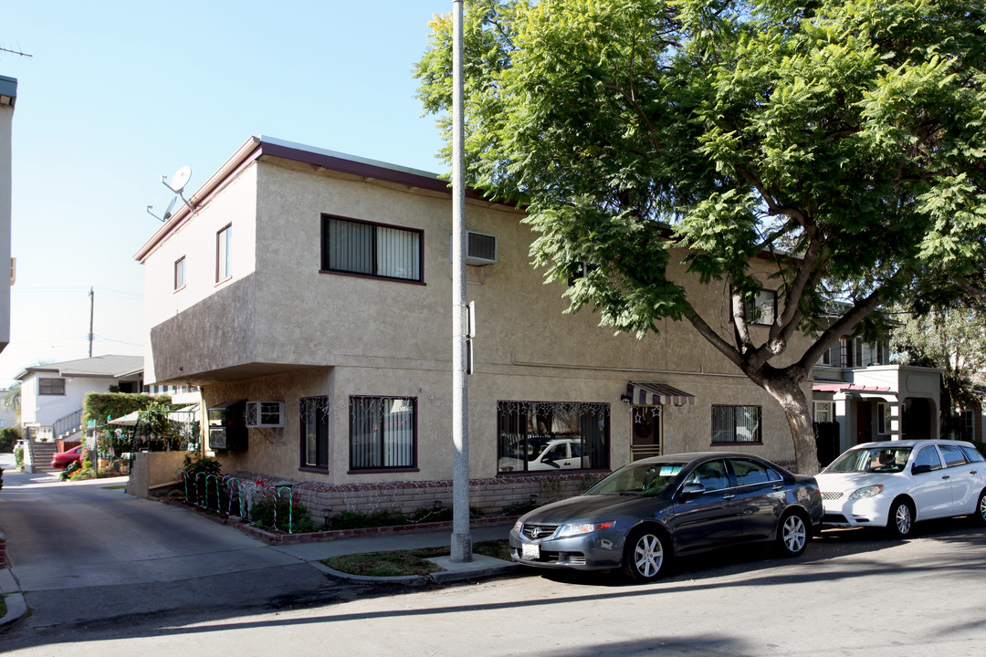 1023 Prospect Ave in Long Beach, CA - Building Photo