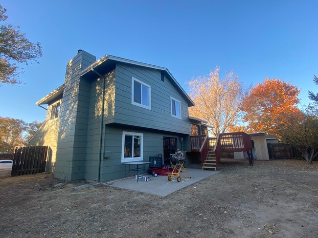 4125 Sandberg Dr in Colorado Springs, CO - Foto de edificio - Building Photo