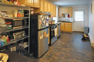 2 Greenwood Ter, Unit 1 in Somerville, MA - Building Photo