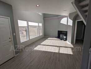 10247 N 12th Pl in Phoenix, AZ - Building Photo - Building Photo