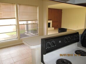 10834 Sugar Hill Dr in Houston, TX - Building Photo - Building Photo