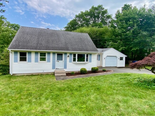 94 Glenstone Dr in Vernon, CT - Building Photo - Building Photo