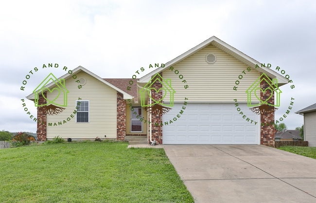 property at 4012 W Ridgeview St