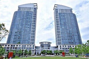 38 Lee Centre Dr in Toronto, ON - Building Photo