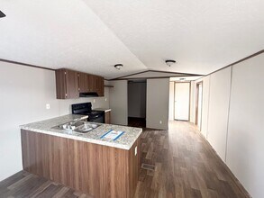 3104 N Cardinal Rd in Azle, TX - Building Photo - Building Photo