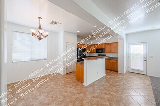 591 S Buena Vista Ct in Gilbert, AZ - Building Photo - Building Photo