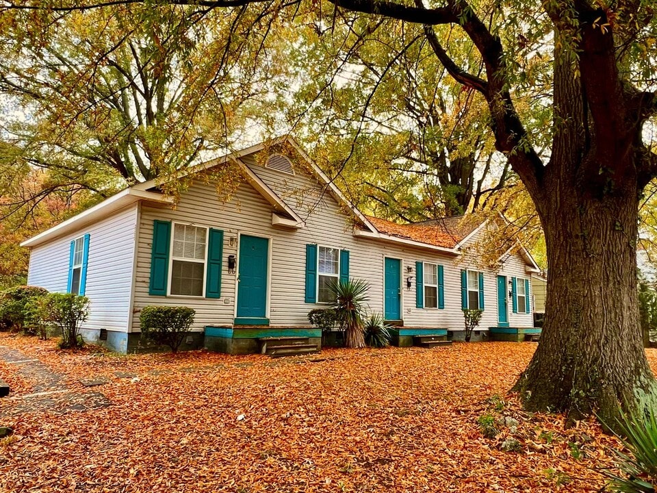 2200 Spring Garden St in Greensboro, NC - Building Photo
