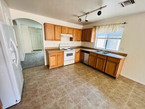 4139 E Angel Spirit Dr in Tucson, AZ - Foto de edificio - Building Photo