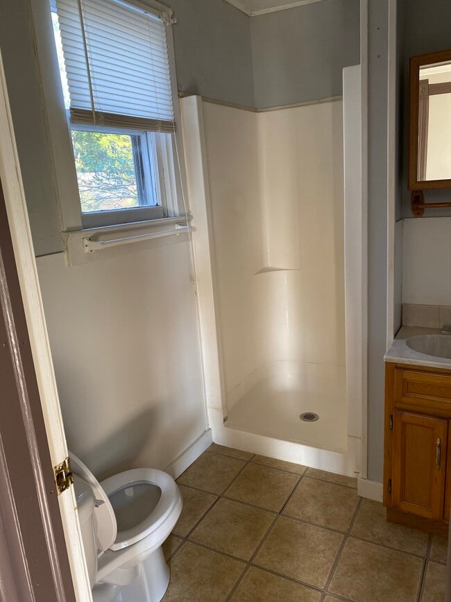 362 N Line St in Columbia City, IN - Building Photo - Building Photo