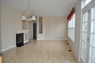 452 Amherst St in Palatine, IL - Building Photo - Building Photo