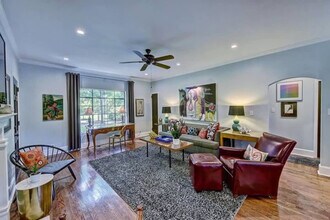 600 Hermitage Ct in Charlotte, NC - Building Photo - Building Photo