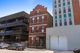 2354 N Elston Ave, Unit 3F in Chicago, IL - Building Photo