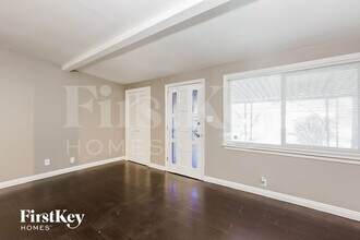 420 N Princeton St in Las Vegas, NV - Building Photo - Building Photo