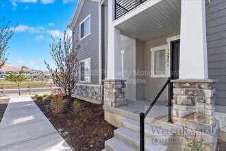 15271 S Reins Wy in Bluffdale, UT - Building Photo - Building Photo
