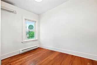 46 Webster Rd in Scarsdale, NY - Building Photo - Building Photo